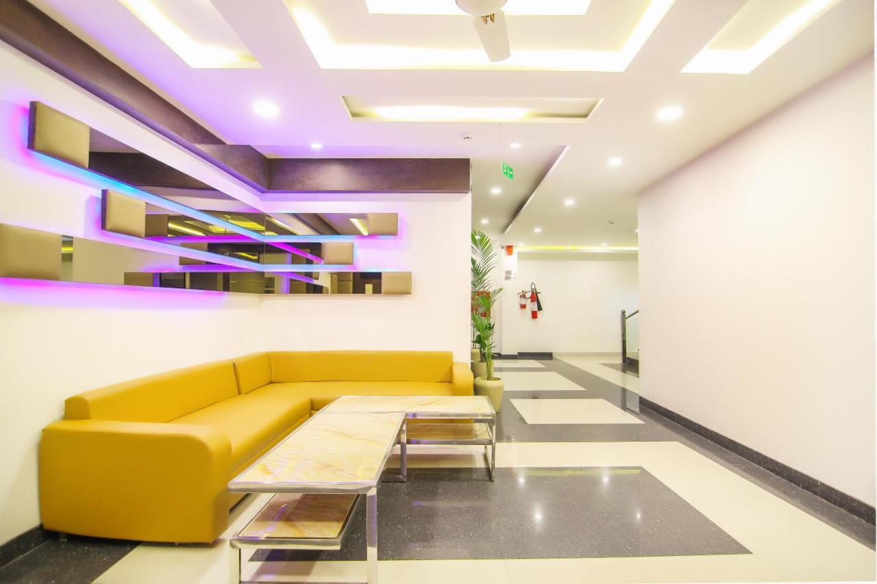 Moments Hotel Lucknow Luaran gambar