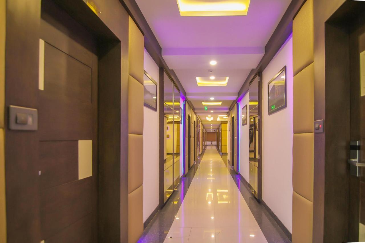 Moments Hotel Lucknow Luaran gambar