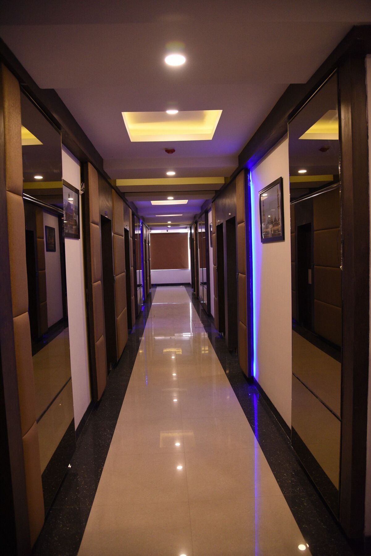 Moments Hotel Lucknow Luaran gambar